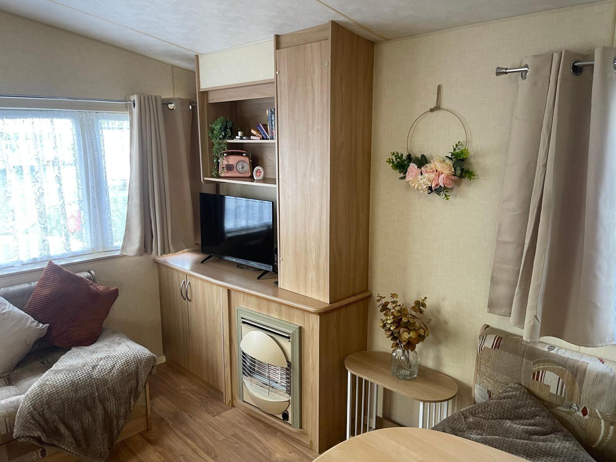 Sandlemere - 6 Berth, 3 Bedroom Caravan Tunstall  Exterior foto